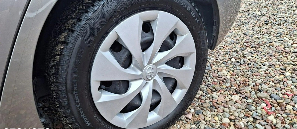 Toyota Auris cena 36900 przebieg: 185000, rok produkcji 2014 z Dukla małe 191